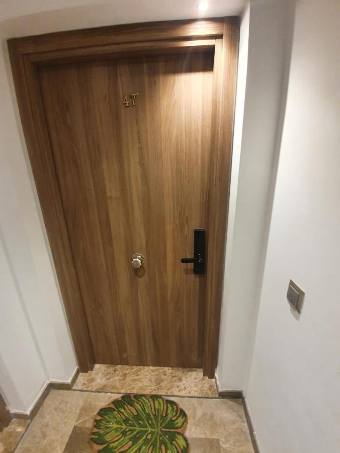 Appartement Morillon 47 Ou 39 Au Quartier Maarif Casablanca Exterior photo